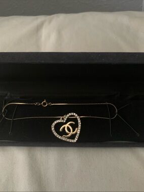 NEW!INSPIRED FASHION Gold-Tone Heart Pendant 8” Anklet / Bracelet  with Crystals